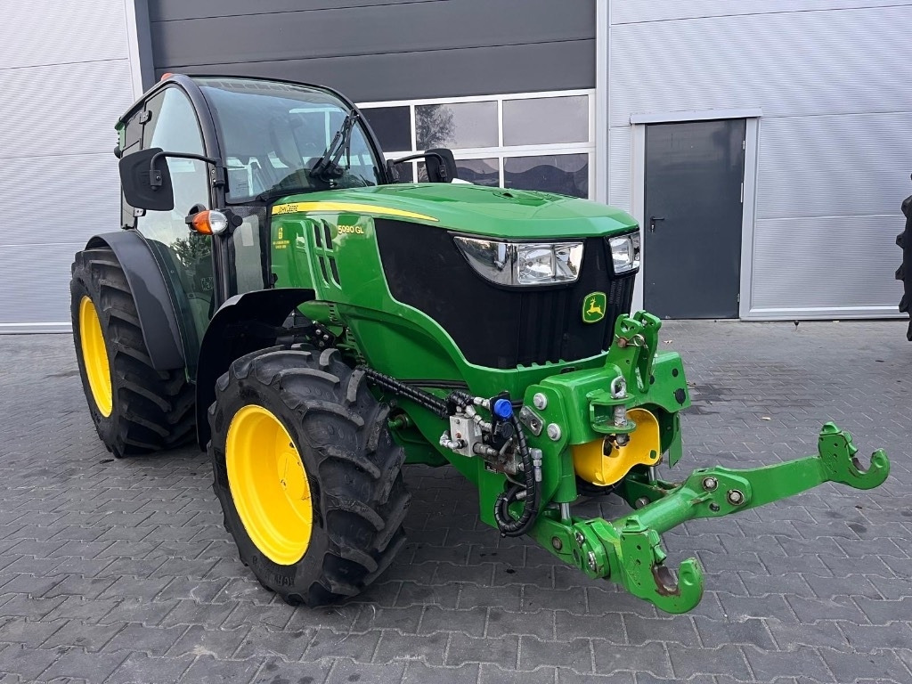 John Deere 5090 GL - Трактор: фото 2 John Deere 5090 GL - Трактор: фото 2