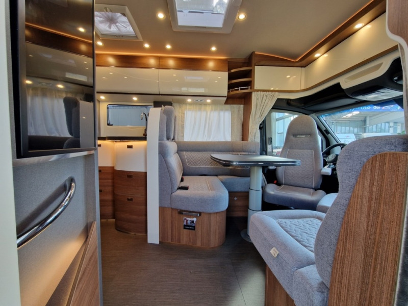 Carthago C1 Tourer T 148 RB-QB K - Полуинтегрированный автодом: фото 5 Carthago C1 Tourer T 148 RB-QB K - Полуинтегрированный автодом: фото 5