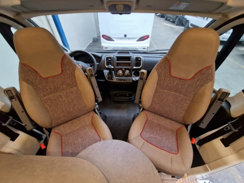 Malibu Van Comfort GT Skyview 600 DB - Кастенваген: фото 5 Malibu Van Comfort GT Skyview 600 DB - Кастенваген: фото 5