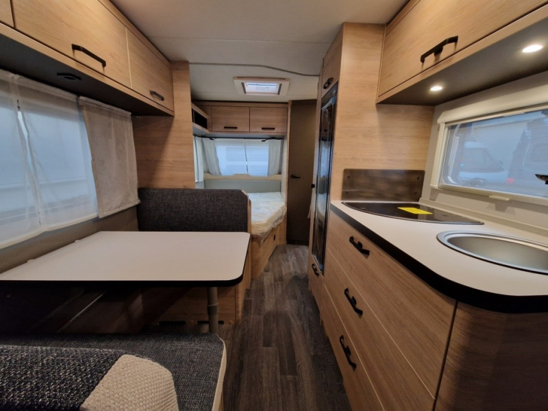 Weinsberg CaraOne 500 FDK - Прицеп дача: фото 5 Weinsberg CaraOne 500 FDK - Прицеп дача: фото 5