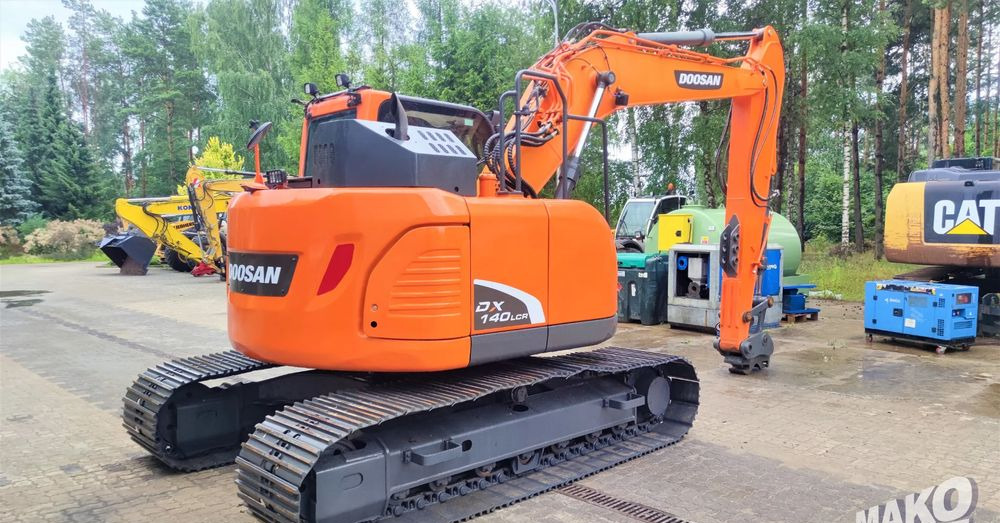 Doosan DX140LCR-5 - Гусеничный экскаватор: фото 4 Doosan DX140LCR-5 - Гусеничный экскаватор: фото 4