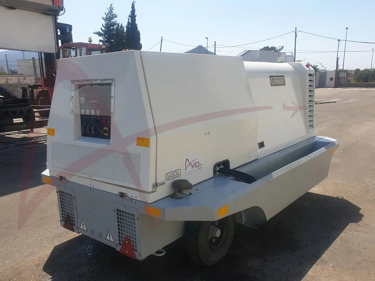 GUINAULT GA120V18D2100 - Аэродромный источник питания: фото 4 GUINAULT GA120V18D2100 - Аэродромный источник питания: фото 4