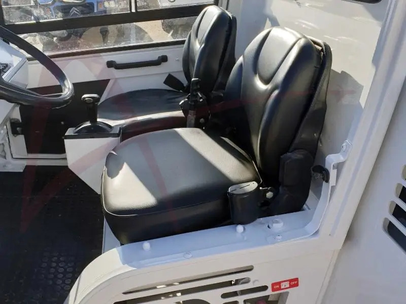 TLD TMX-150/12 - Аэродромный тягач: фото 3 TLD TMX-150/12 - Аэродромный тягач: фото 3