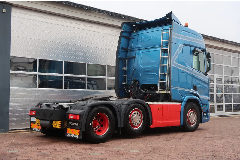 Scania R500 NGS 6x2/4 NB RETARDER/ FULL AIR/ SLIDE DISH/ DIFF-LOCK/ ACC - Тягач: фото 3 Scania R500 NGS 6x2/4 NB RETARDER/ FULL AIR/ SLIDE DISH/ DIFF-LOCK/ ACC - Тягач: фото 3