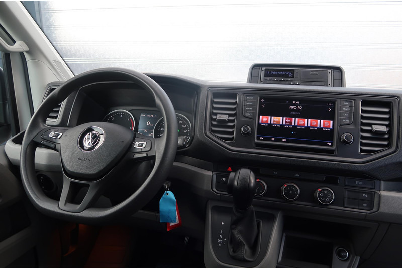 Volkswagen Crafter 50 2.0 TDI DL L3H2 3.5 T/ LED/ CAMERA/ NAVI/ CRUISE/ CLIMA/ DUBBEL LUCHT - Цельнометаллический фургон: фото 5 Volkswagen Crafter 50 2.0 TDI DL L3H2 3.5 T/ LED/ CAMERA/ NAVI/ CRUISE/ CLIMA/ DUBBEL LUCHT - Цельнометаллический фургон: фото 5