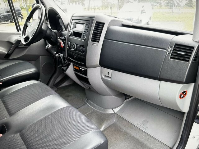 MERCEDES-BENZ Sprinter 316 CDI Pritsche 4x4 Allrad Plane... - Малотоннажный бортовой грузовик: фото 4 MERCEDES-BENZ Sprinter 316 CDI Pritsche 4x4 Allrad Plane... - Малотоннажный бортовой грузовик: фото 4