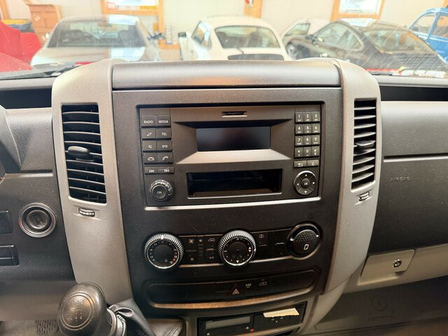 MERCEDES-BENZ Sprinter 316 CDI Pritsche 4x4 Allrad Plane... - Тентованный фургон: фото 5 MERCEDES-BENZ Sprinter 316 CDI Pritsche 4x4 Allrad Plane... - Тентованный фургон: фото 5