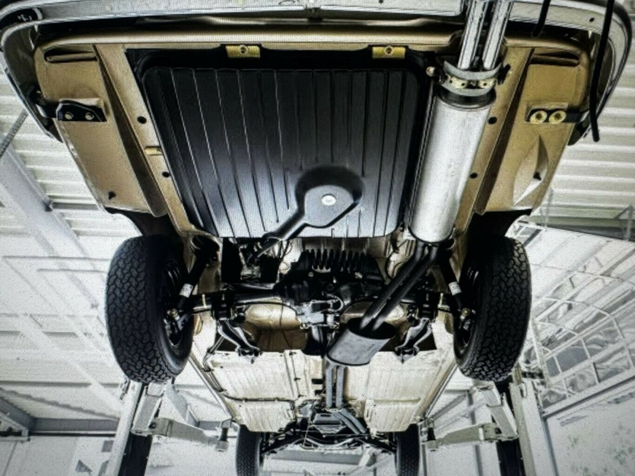 Mercedes-Benz 280 SE Cabrio W111 BRABUS-Classic Restauration в лизинг Mercedes-Benz 280 SE Cabrio W111 BRABUS-Classic Restauration: фото 34