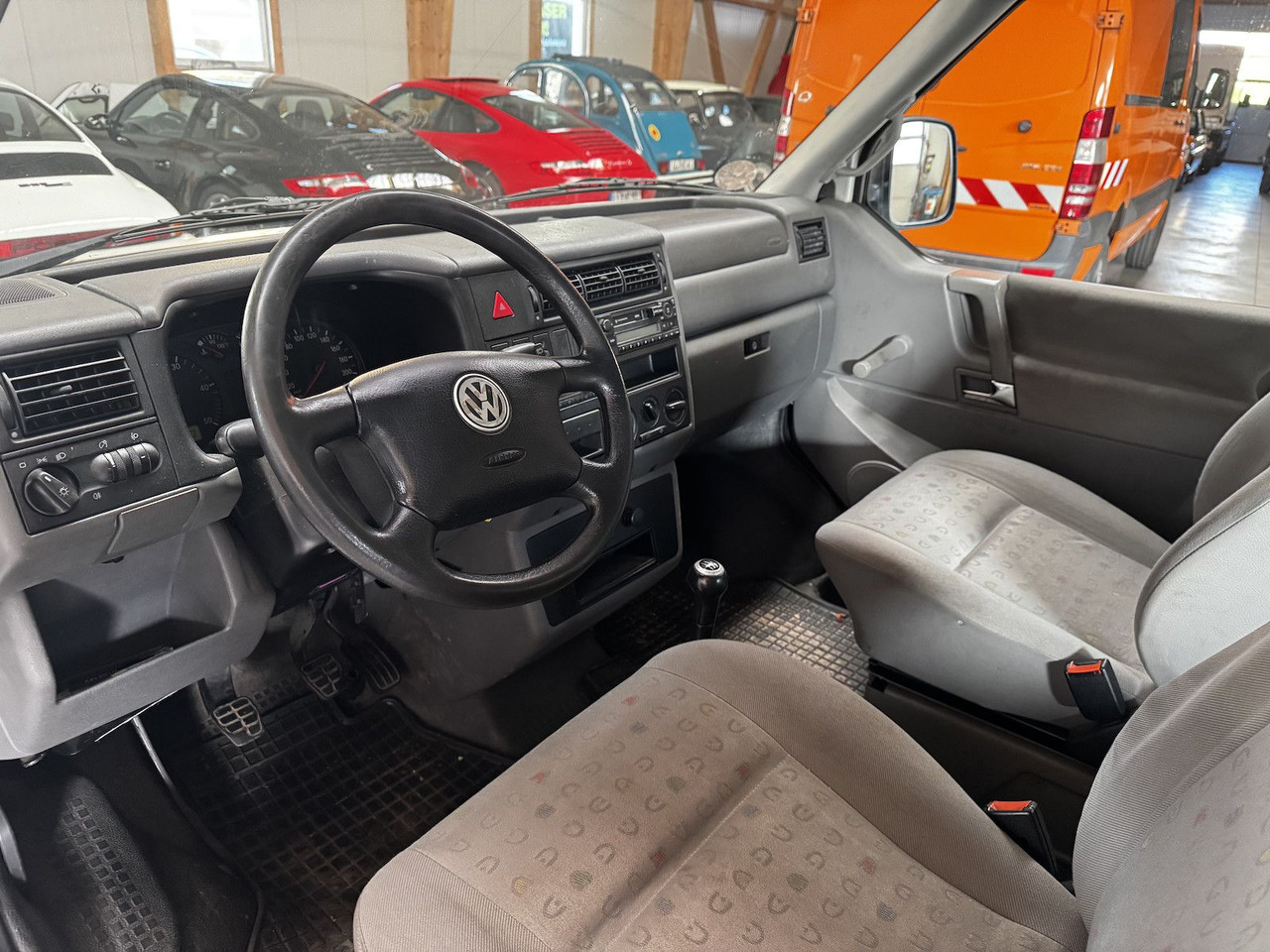 Универсал Volkswagen T4 Caravelle 2.5 TDI Syncro Sperre 1. Hand!: фото 12