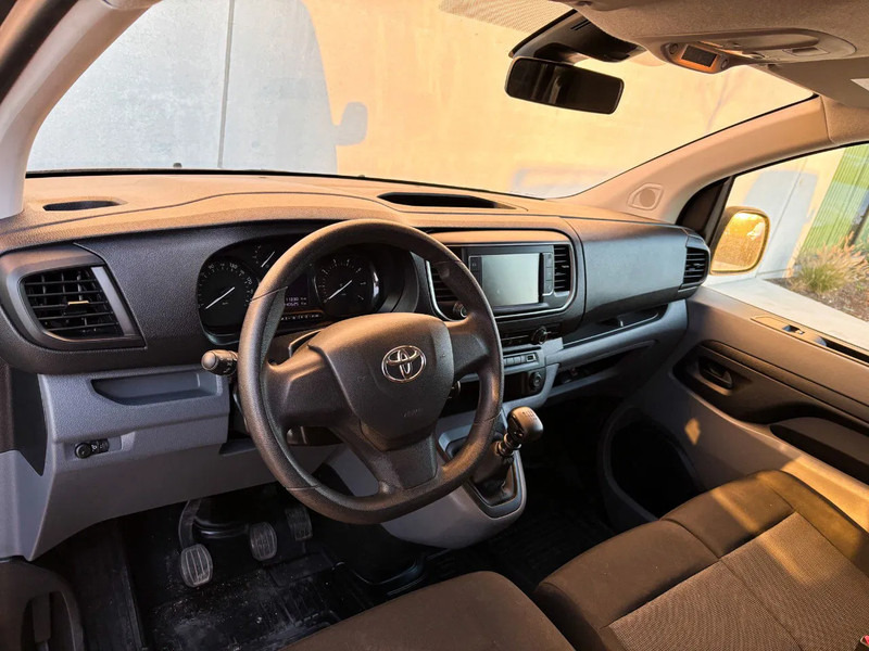 Цельнометаллический фургон Toyota ProAce City | Leasing: фото 11 Цельнометаллический фургон Toyota ProAce City | Leasing: фото 11