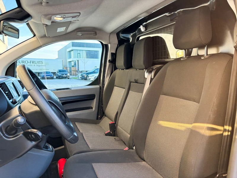 Цельнометаллический фургон Toyota ProAce City | Leasing: фото 12 Цельнометаллический фургон Toyota ProAce City | Leasing: фото 12