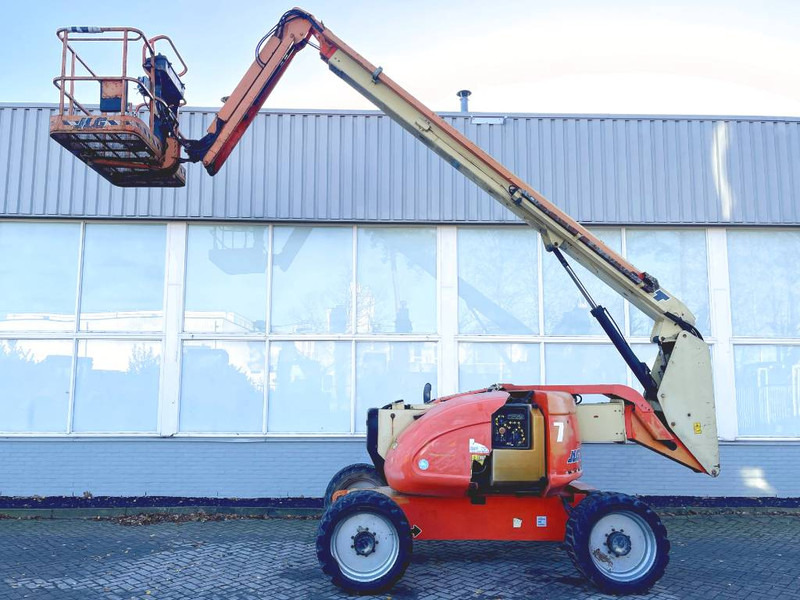 JLG 600 AJ - Телескопический подъемник: фото 1 JLG 600 AJ - Телескопический подъемник: фото 1