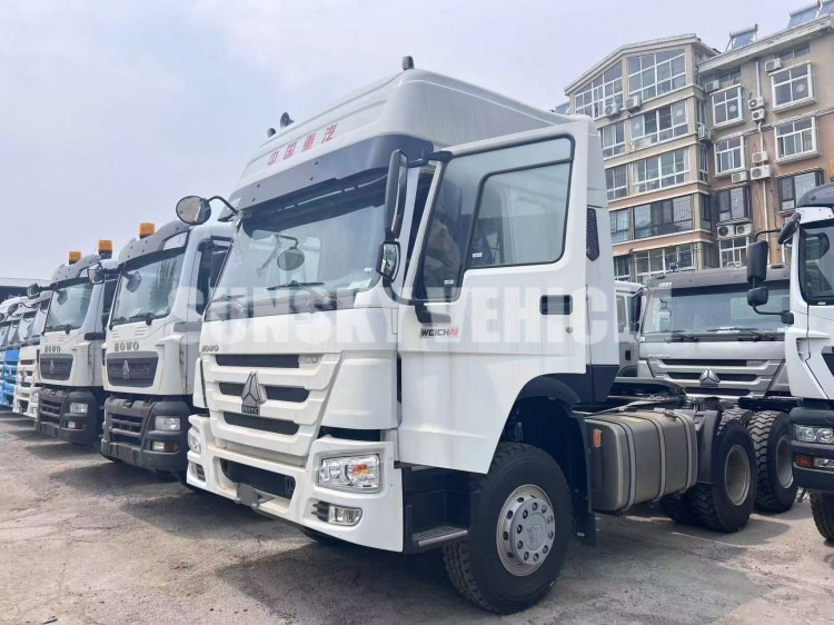 HOWO 400HP High roof Tractor Head - Тягач: фото 1 HOWO 400HP High roof Tractor Head - Тягач: фото 1