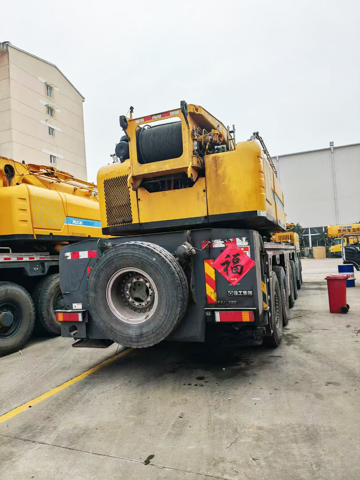 XCMG Manufacturer Used Mobile Hydraulic Truck Cranes XCA300 All Terrain Crane For Sale - Вседорожный кран: фото 5 XCMG Manufacturer Used Mobile Hydraulic Truck Cranes XCA300 All Terrain Crane For Sale - Вседорожный кран: фото 5