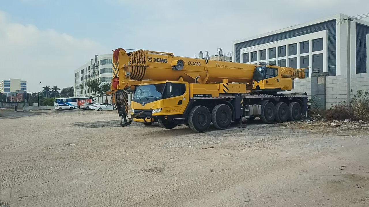XCMG Official 2024 Year Second Hand Hydraulic Crane XCA130L8_2 130T Mobile All Terrain Crane For Sale - Вседорожный кран: фото 3 XCMG Official 2024 Year Second Hand Hydraulic Crane XCA130L8_2 130T Mobile All Terrain Crane For Sale - Вседорожный кран: фото 3