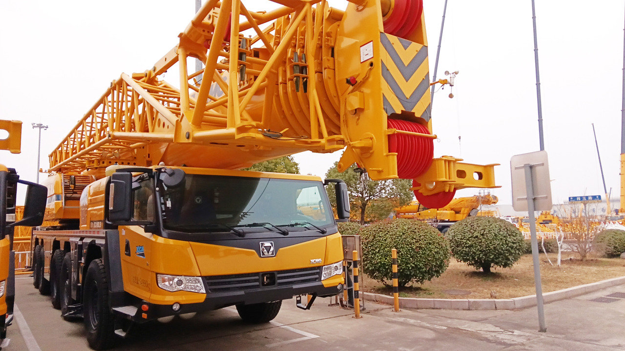 XCMG Official 2024 Year Second Hand Mobile Crane 160 Tons XCA160L8 8-Sections Hydraulic Boom Crane In Good Condition - Вседорожный кран: фото 3 XCMG Official 2024 Year Second Hand Mobile Crane 160 Tons XCA160L8 8-Sections Hydraulic Boom Crane In Good Condition - Вседорожный кран: фото 3