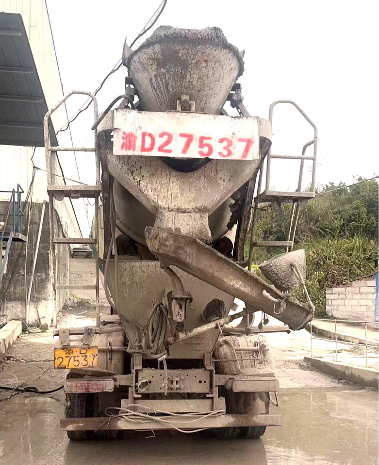 XCMG Official Concrete Machinery Mixer 12m³ G4804B Used Concrete Mixer Truck - Автобетоносмеситель: фото 4 XCMG Official Concrete Machinery Mixer 12m³ G4804B Used Concrete Mixer Truck - Автобетоносмеситель: фото 4
