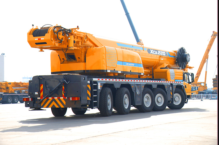 XCMG Official Crane Lifting XCA260 260 Ton All Terrain Crane With 92.6m Lifting Height - Вседорожный кран: фото 3 XCMG Official Crane Lifting XCA260 260 Ton All Terrain Crane With 92.6m Lifting Height - Вседорожный кран: фото 3
