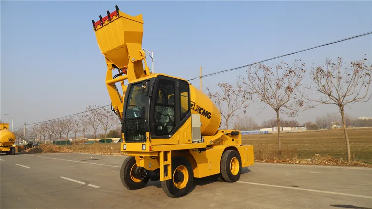 XCMG Official Mini Concrete Mixer with Self Loading for Sale - Автобетоносмеситель: фото 3 XCMG Official Mini Concrete Mixer with Self Loading for Sale - Автобетоносмеситель: фото 3