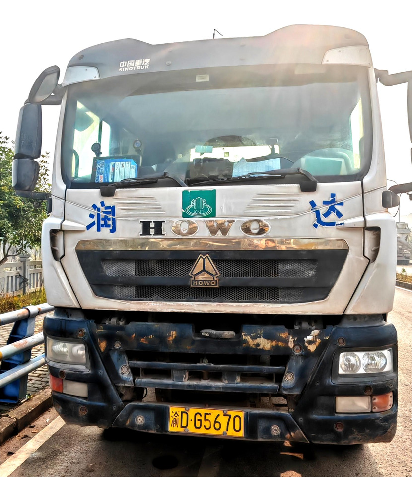 XCMG Official Second Hand G4804B Truck Mounted Concrete Mixer Truck 12m³ Cement Mixer Sale - Автобетоносмеситель: фото 2 XCMG Official Second Hand G4804B Truck Mounted Concrete Mixer Truck 12m³ Cement Mixer Sale - Автобетоносмеситель: фото 2