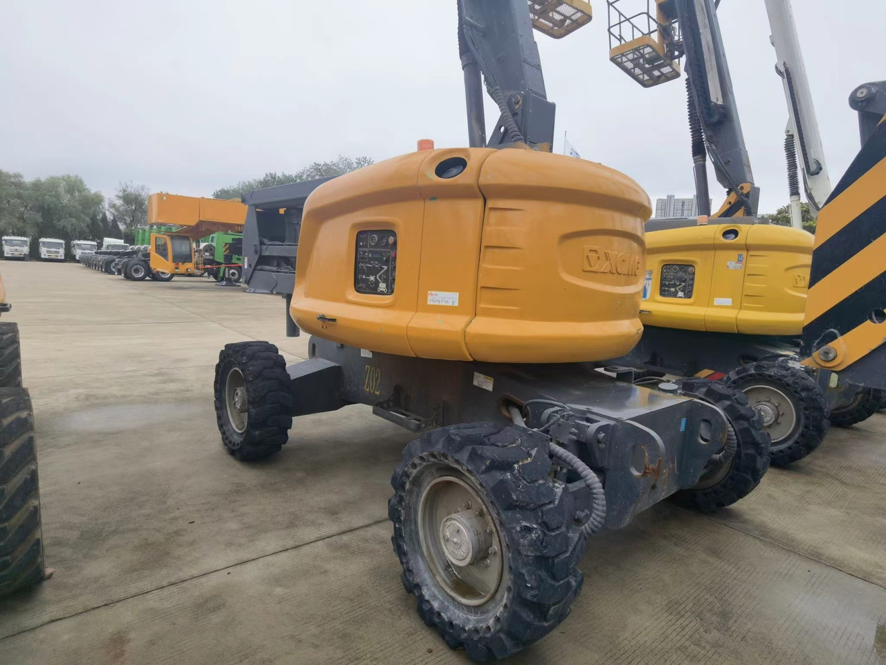XCMG Official Used Aerial Work Platform Lift GTBZ18A1 18m Cherry Picker Boom Lift Hot Sale - Коленчатый подъемник: фото 3 XCMG Official Used Aerial Work Platform Lift GTBZ18A1 18m Cherry Picker Boom Lift Hot Sale - Коленчатый подъемник: фото 3