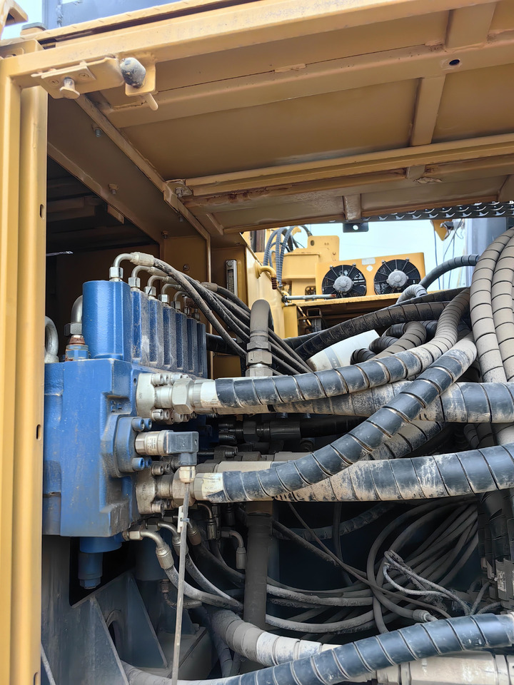 Буровая машина XCMG Offiical Used Rotary Drilling Rigs Drilling Machine XR220D Pile Drilling Rig For Sale: фото 7