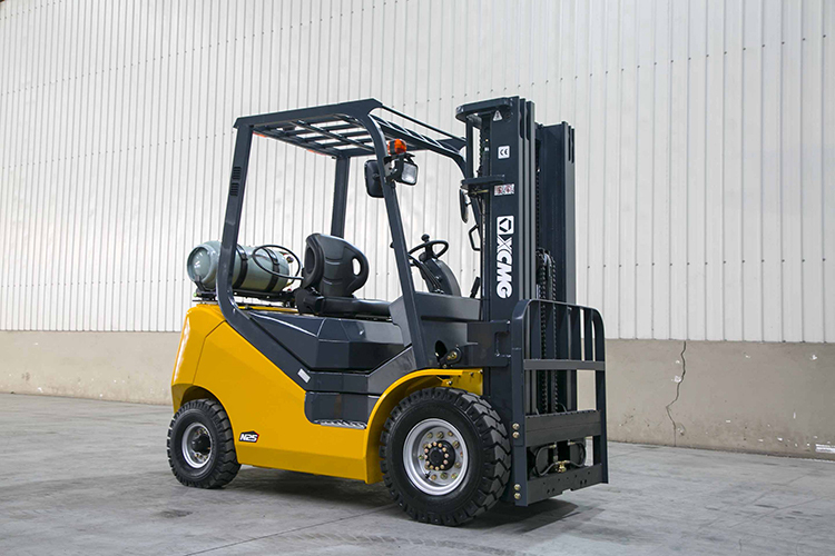 XCMG official 2.5 ton Tier 4 engine 5000 lb LPG gas lift truck propane forklift - Газовый погрузчик: фото 2 XCMG official 2.5 ton Tier 4 engine 5000 lb LPG gas lift truck propane forklift - Газовый погрузчик: фото 2