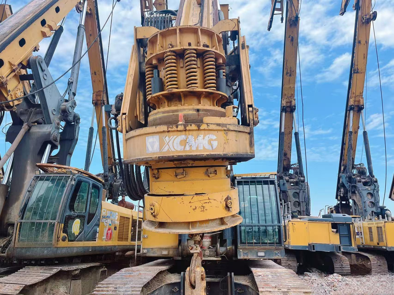 XCMG pililing machine second hand XR360E crawler rotary drilling rig - Буровая машина: фото 2 XCMG pililing machine second hand XR360E crawler rotary drilling rig - Буровая машина: фото 2