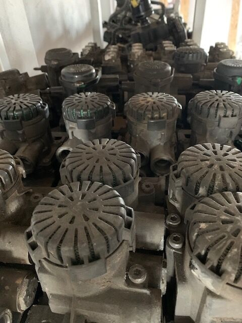 Тормозной клапан для Грузовиков 1867005 DAF XF 106 truck: фото 6 Тормозной клапан для Грузовиков 1867005 DAF XF 106 truck: фото 6