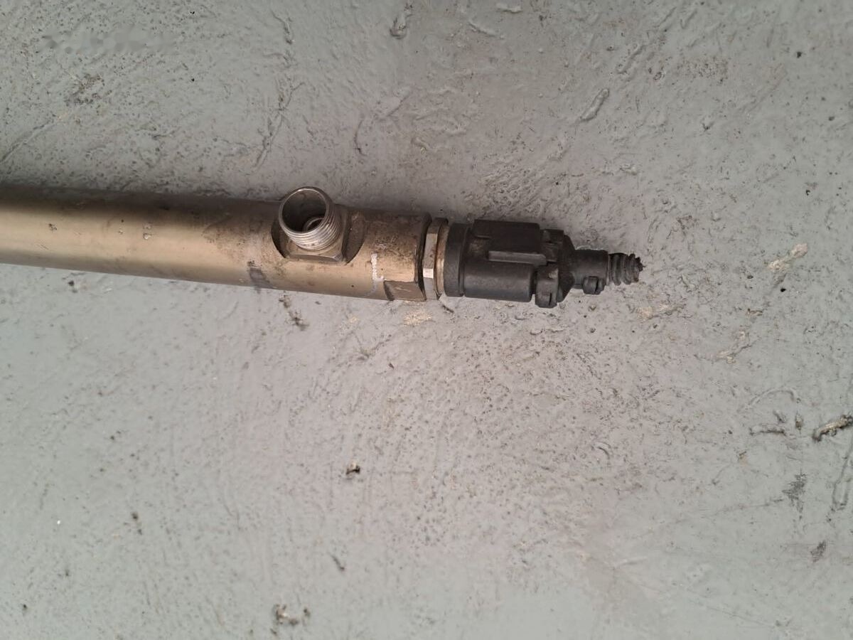 Commonrail pressure pipe Mercedes-Benz ACTROS MP4 A4710780245 Mercedes-Benz ACTROS MP4 truck - Подготовка топлива для Грузовиков: фото 3 Commonrail pressure pipe Mercedes-Benz ACTROS MP4 A4710780245 Mercedes-Benz ACTROS MP4 truck - Подготовка топлива для Грузовиков: фото 3