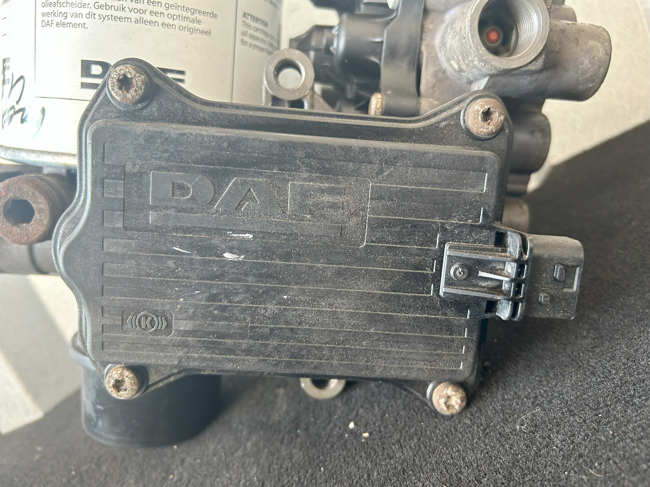 DAF CF XF 106 480 APU KIT ZEL2100 1973210 ( ELA1000 + AE6000) - Тормозной клапан: фото 3 DAF CF XF 106 480 APU KIT ZEL2100 1973210 ( ELA1000 + AE6000) - Тормозной клапан: фото 3