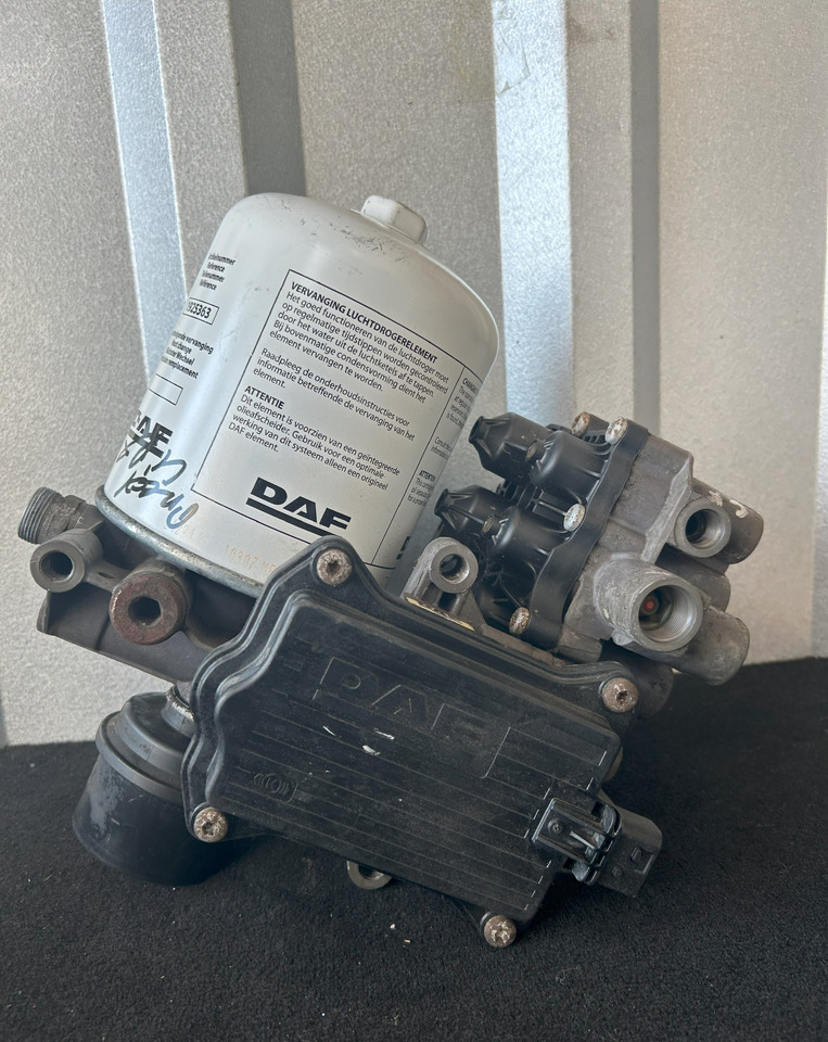 DAF CF XF 106 480 APU KIT ZEL2100 1973210 ( ELA1000 + AE6000) - Тормозной клапан: фото 2 DAF CF XF 106 480 APU KIT ZEL2100 1973210 ( ELA1000 + AE6000) - Тормозной клапан: фото 2