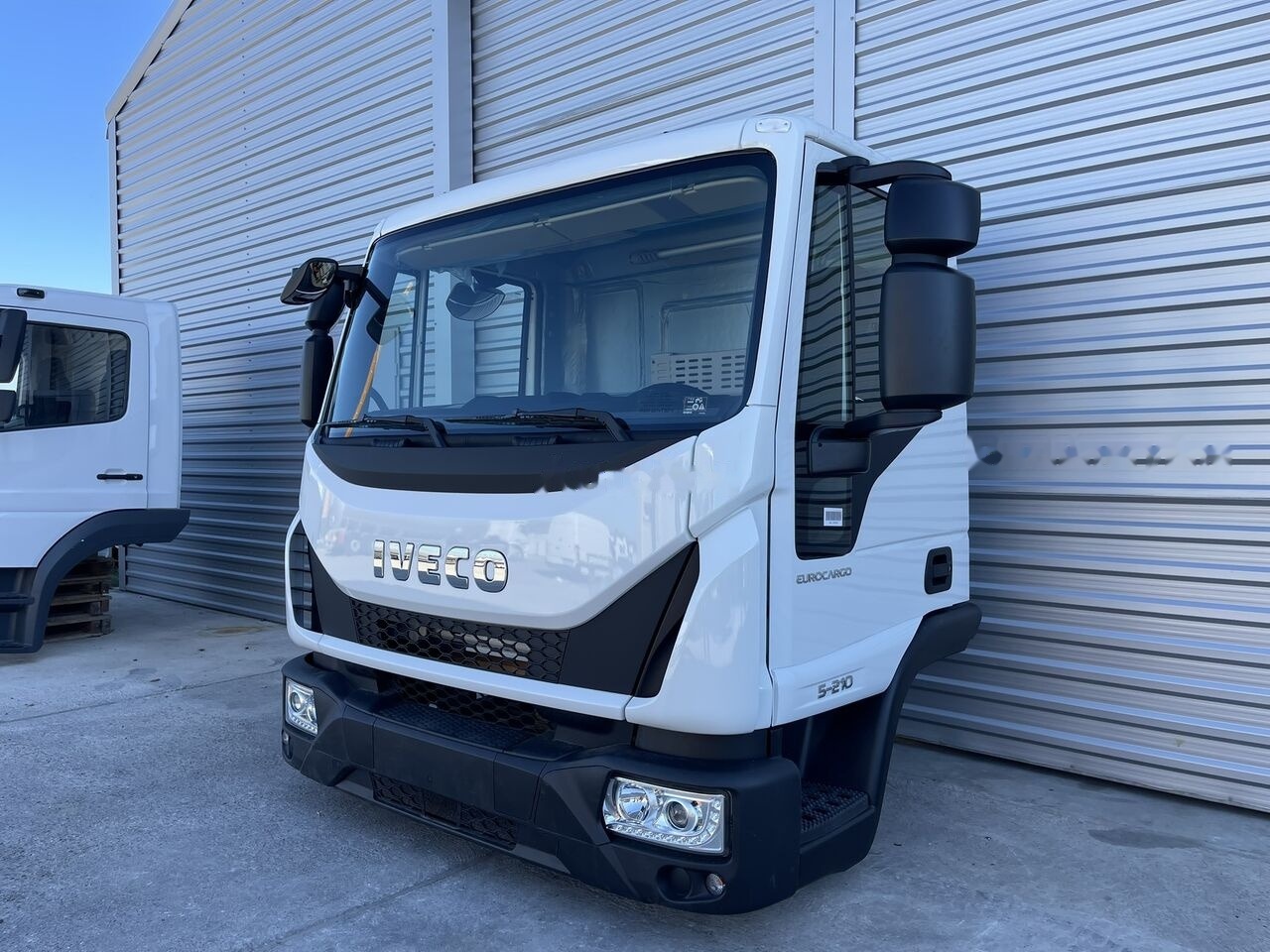 IVECO Eurocargo for IVECO Eurocargo DAY cabine - Кабина для Легковых автомобилей: фото 5 IVECO Eurocargo for IVECO Eurocargo DAY cabine - Кабина для Легковых автомобилей: фото 5