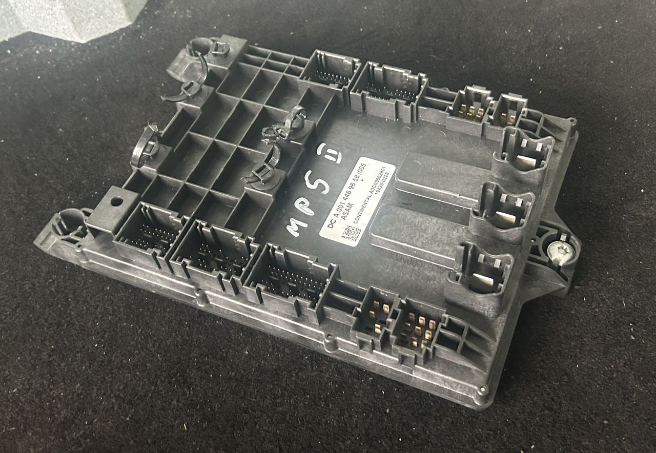 MERCEDES ACTROS MP5 A FUSE MODULE ASAM - Предохранитель: фото 3 MERCEDES ACTROS MP5 A FUSE MODULE ASAM - Предохранитель: фото 3