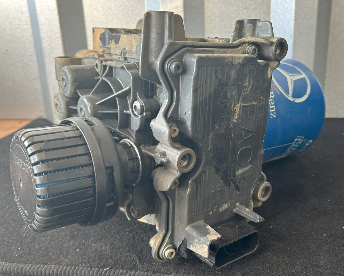 MERCEDES-BENZ AROCS MP4 EAPU AIR DRYER - Детали тормозной системы для Грузовиков: фото 3 MERCEDES-BENZ AROCS MP4 EAPU AIR DRYER - Детали тормозной системы для Грузовиков: фото 3