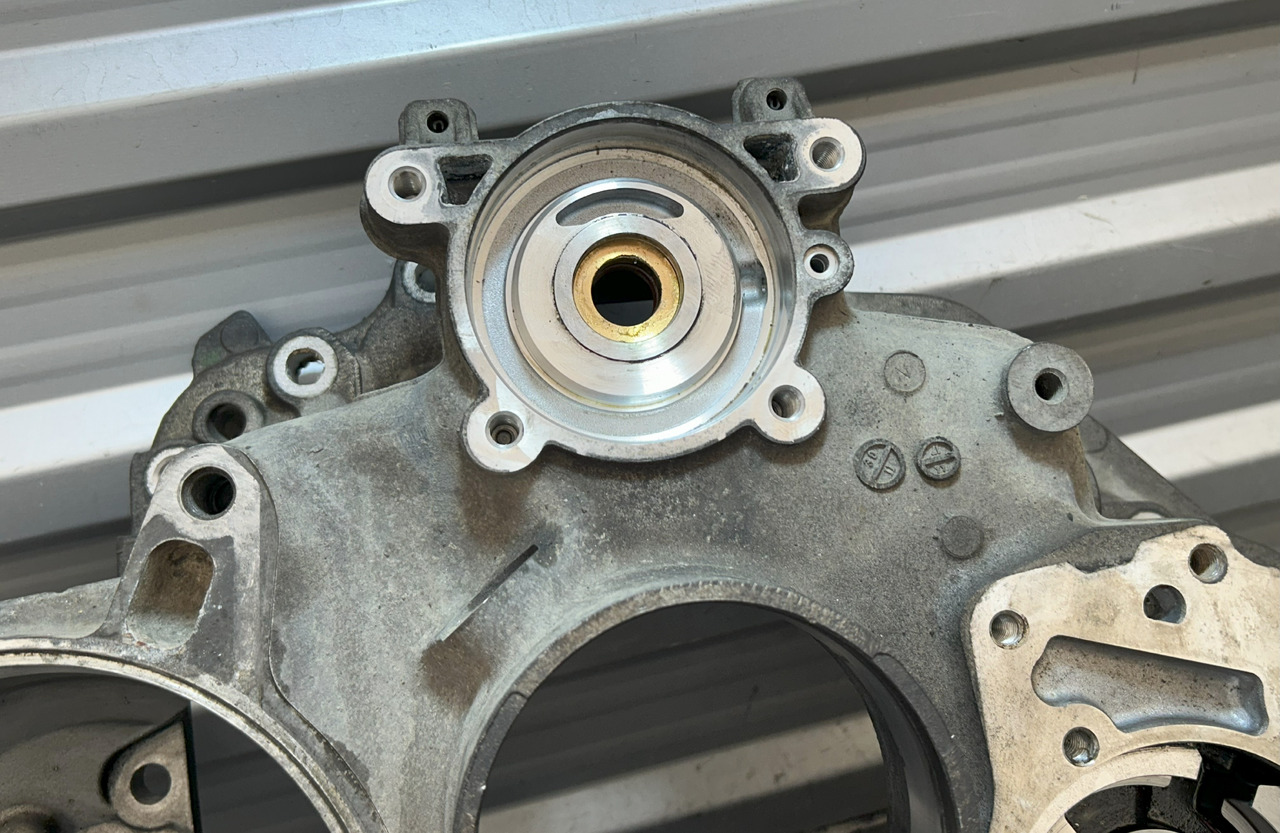 MERCEDES-BENZ AROCS MP4 GEARBOX REAR COVER G330-12 - Коробка передач и запчасти: фото 5 MERCEDES-BENZ AROCS MP4 GEARBOX REAR COVER G330-12 - Коробка передач и запчасти: фото 5