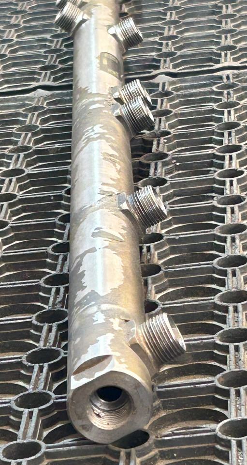 MERCEDES-BENZ Commonrail pressure pipe ACTROS MP4 - Подготовка топлива для Грузовиков: фото 5 MERCEDES-BENZ Commonrail pressure pipe ACTROS MP4 - Подготовка топлива для Грузовиков: фото 5