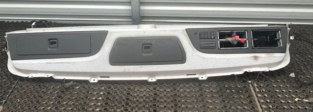 MERCEDES-BENZ UPPER COCKPIT STORAGE COMPARTMENTS SHELVES SHELF STORAGE COMPARTMENT L StreamSpace, 2.30 m - Кабина и интерьер: фото 1 MERCEDES-BENZ UPPER COCKPIT STORAGE COMPARTMENTS SHELVES SHELF STORAGE COMPARTMENT L StreamSpace, 2.30 m - Кабина и интерьер: фото 1