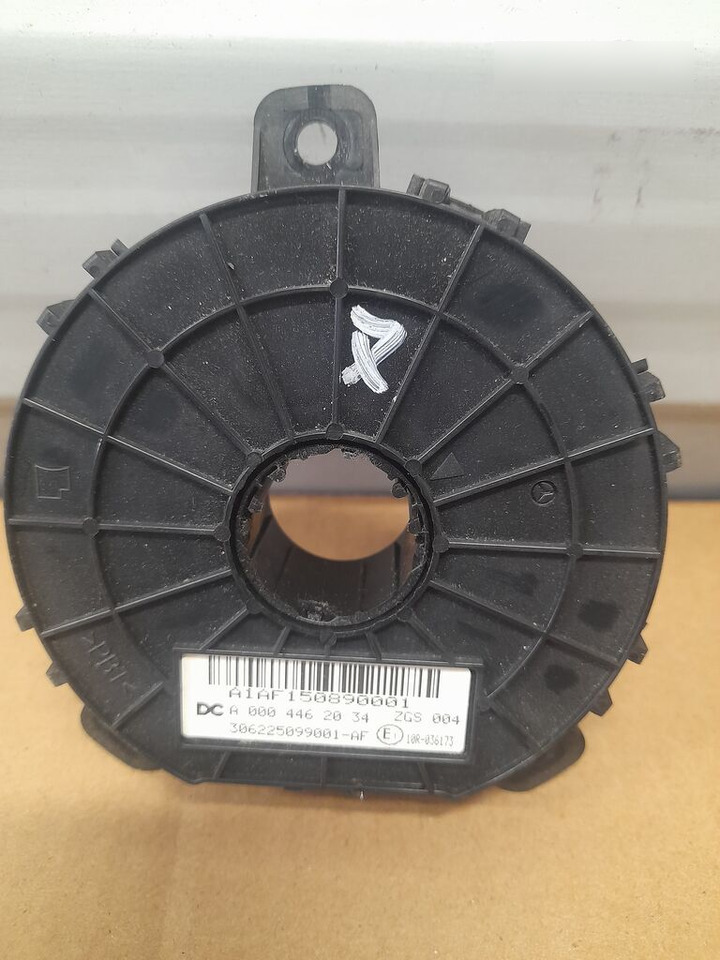 Mercedes-Benz ACTROS MP4 A0004462034 - Сенсор для Грузовиков: фото 2 Mercedes-Benz ACTROS MP4 A0004462034 - Сенсор для Грузовиков: фото 2