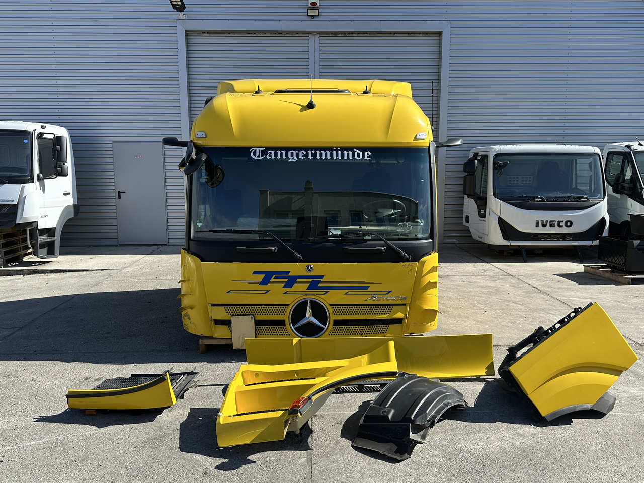 Mercedes-Benz ACTROS MP5 STREAM SPACE - Кабина для Грузовиков: фото 2 Mercedes-Benz ACTROS MP5 STREAM SPACE - Кабина для Грузовиков: фото 2