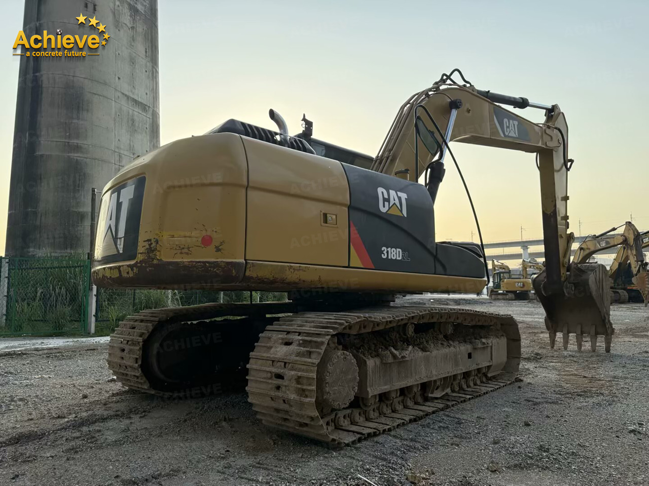 Caterpillar 318DL hydraulic excavator 0.72-0.8 m³ 91 kw/rpm 42.0-42.3 kN Cat® C4.2 【ACHIEVE】 TOP CONDITION!!! - Гусеничный экскаватор: фото 2 Caterpillar 318DL hydraulic excavator 0.72-0.8 m³ 91 kw/rpm 42.0-42.3 kN Cat® C4.2 【ACHIEVE】 TOP CONDITION!!! - Гусеничный экскаватор: фото 2