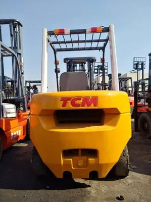 Cheap Secondhand 3 Ton Diesel Forklift Tcm Fd30 Forklift with Triple Mast for Sale - Дизельный погрузчик: фото 1 Cheap Secondhand 3 Ton Diesel Forklift Tcm Fd30 Forklift with Triple Mast for Sale - Дизельный погрузчик: фото 1