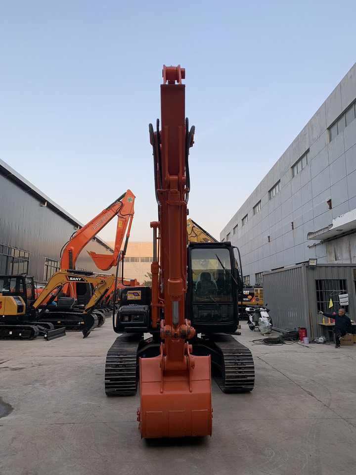 Hitachi ZX120 ZX70 ZX200 Good Price Secondhand Excavator - Гусеничный экскаватор: фото 3 Hitachi ZX120 ZX70 ZX200 Good Price Secondhand Excavator - Гусеничный экскаватор: фото 3