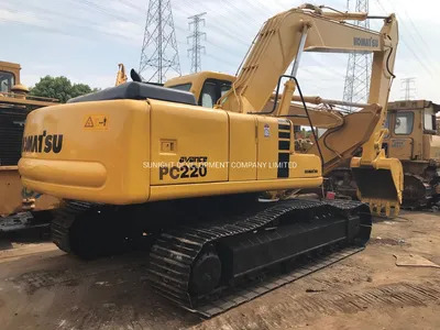 Nice Performance Used Komatsu PC220-6, 22t Komatsu PC220 PC200 Excavator - Гусеничный экскаватор: фото 1 Nice Performance Used Komatsu PC220-6, 22t Komatsu PC220 PC200 Excavator - Гусеничный экскаватор: фото 1