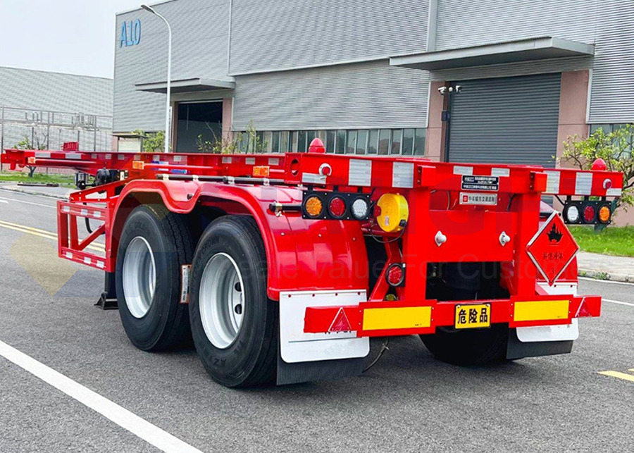SUNIGHT CHINA New Skeleton Semi-Trailer For Shipping Container Transport - Шасси полуприцеп: фото 2 SUNIGHT CHINA New Skeleton Semi-Trailer For Shipping Container Transport - Шасси полуприцеп: фото 2