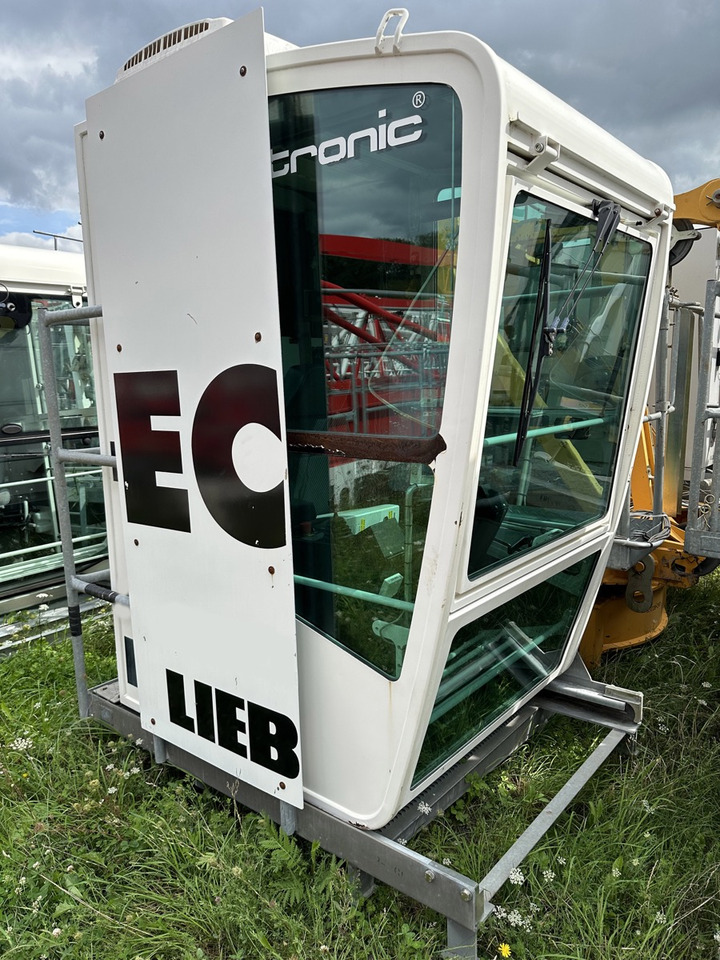 Liebherr LIEBHERR 85 EC-B 5 FR.tronic - Башенный кран: фото 1 Liebherr LIEBHERR 85 EC-B 5 FR.tronic - Башенный кран: фото 1