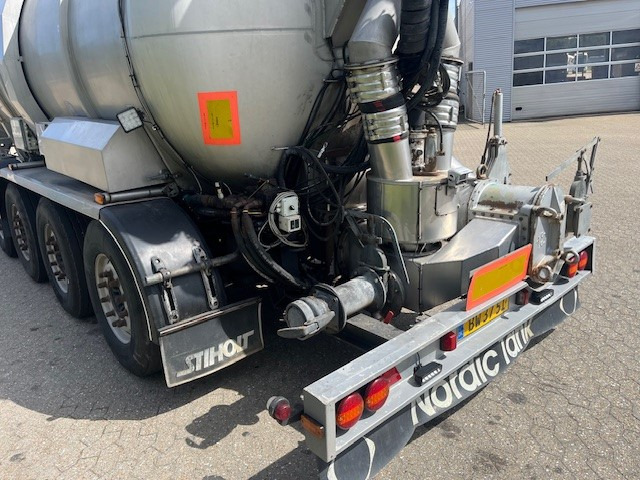 Hareso Nordic tank - Полуприцеп-цистерна: фото 5 Hareso Nordic tank - Полуприцеп-цистерна: фото 5