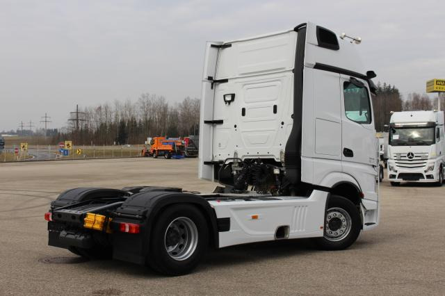 Mercedes-Benz Actros 1848 LS - Тягач: фото 3 Mercedes-Benz Actros 1848 LS - Тягач: фото 3