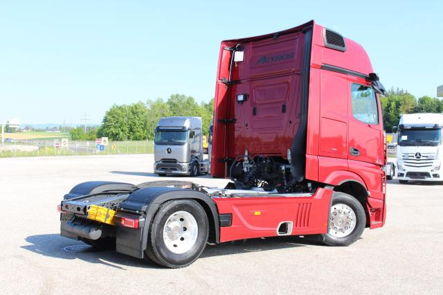 Mercedes-Benz Actros 1853LS DRIVEREXTENT+ - Тягач: фото 3 Mercedes-Benz Actros 1853LS DRIVEREXTENT+ - Тягач: фото 3
