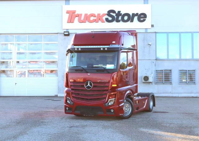 Mercedes-Benz Actros 1853LS LOW LINER - Тягач: фото 1 Mercedes-Benz Actros 1853LS LOW LINER - Тягач: фото 1